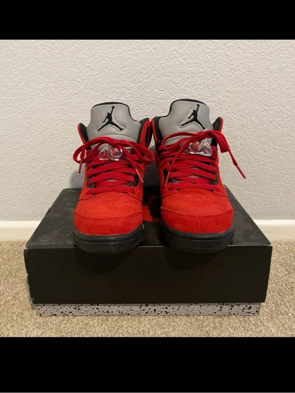 2021 Air Jordan 5 Retro Raging Bull Size 4.5Y 440888-600